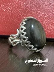  1 خاتم فضة ثقيله شغل يدوي متقن متوج بحجر كريم