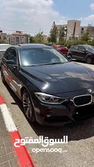  2 BMW 328i Sport