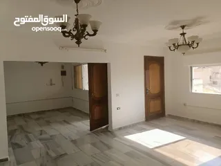  2 شقه للبيع وبسعر مغلي جدا