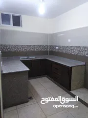  6 بيت مستقل للبيع