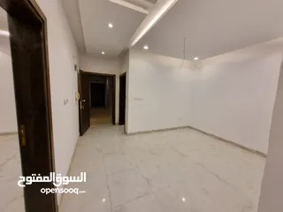  3 شقة فاخرة للإيجار في الرياض حي القدس