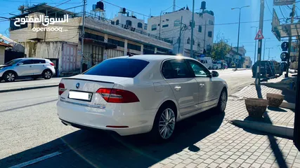  1 سكودا سوبيرب ديزل 2014 فل اضافات مع فتحة سقف دهان الشركة