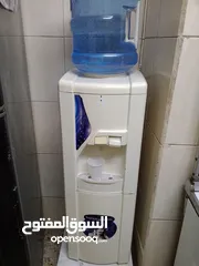  1 كولر ماء شبه جديد ولا غلطة