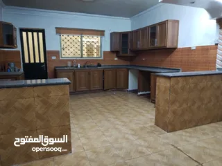  10 عماره للبيع