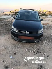  1 سيارة فولكس فاجن توران للبيع موجودة في رام الله تنازل مباشر