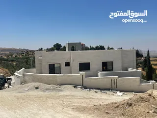  2 فيلا قيد التشطيب وبسعر مغري للجادين فقط