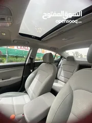  8 Hyundai Elantra 2017 – Excellent Condition
