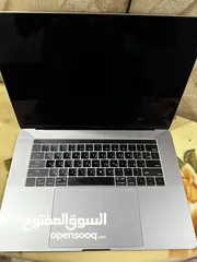  1 Macbook i9 16g 512 الجهاز جدا قوي ونظيف  البيع بغرض التحديث مع M2 البيع خلال 24 ساعه فقط