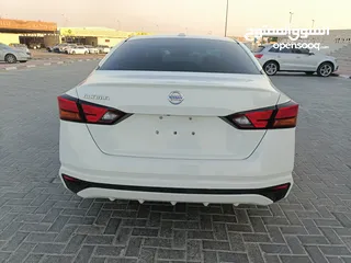  6 Nissan altima 2020model USA Second option