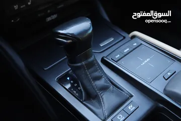  18 Lexus ES 300h 2020 كاش أو اقساط