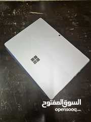  2 Microsoft Surface Pro 9
