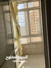  11 شقة فارغة - دير غبار - 3نوم 1ماستر - 200م - بلكونتين بإطلالــــه مميزة - قرب الخدمات - موقع هادئ