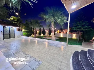  25 فيلا مميزه في منجا قرب طريق عمان مادبا