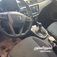  5 سيات أرونا تشغيل بصمة بنزين تيربو للبيع أو التبديل