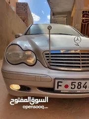  4 مرسيدس C320 سويسرية