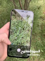  15 ايفون 12 برو ماكس 256 جيجا بطارية 80٪؜ مغير شاشة وكاميرا بصمة الوجه شغالة السعر 1000 شيكل.