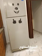  1 ثلاجة بحالة ممتازة