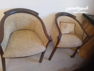  24 اثاث بيت كامل بحالة جيدة للبيع (السعر قابل للتفاوض، ويمكن البيع بشكل فردي)