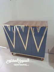  2 بلاكارات الأحذية