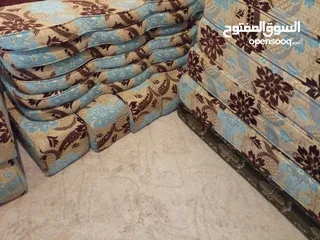  3 فراش جلسه عربيه عدد 6 جنابي ضغط 16نخب اول الاسفنج لون سكني 8مراكي و8مساند مع برادي عدد ثنتين ....