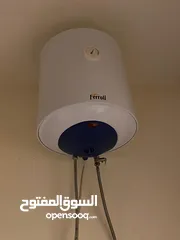  2 اثاث منزلي للبيع (غسالة / ميكرويف / كيزر / خزانة حائط / تسريحة / كوميدينا عدد 2)