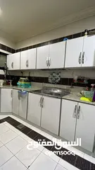  2 مطبخ المنيوم تقريبا 10متر نضيف للبيع