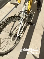  3 دراجة هوائية YASURI MTB 780 للبيع مع هدية ( حامل دراجة للسيارة)