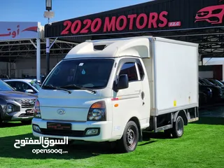  8 Hyundai Porter 2012 with fridge