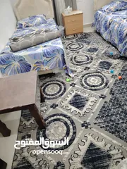  1 سجاده كبيره 350* 250 بحاله ممتازه