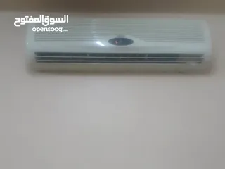  2 مكيف سامكس حامي بارد ما شاء الله عنه لون ابيض نظيف جدا