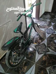  4 سلام عليكم يوجد بسكليت جنط عشرين نوع bmx اصلي تجميع امريكي البسكليت مافي اشي خربان كله جديد