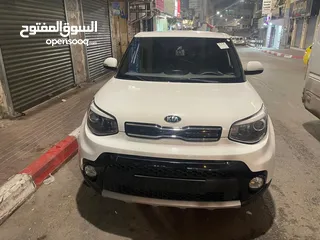  8 كيا سول 2018 بنزين السيارة متور وقير جيد جدان متور 1600 بدون تيربو والسيارة بحالة الشركة