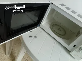  4 مايكرويف شبه جديد