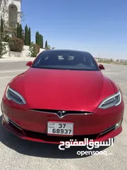  14 Tesla Model S 75D 2018