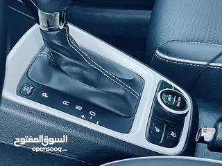  17 هونداي فينو مع فتحة سقف 2020