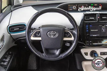  6 Toyota Prius 2018  •السيارة بحالة الوكالة و لا تحتاج الى صيانة    •محرك :  1800 سي سي  4 سلندر