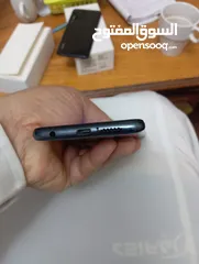  6 بوكو x3 nfc بحاله ممتازه