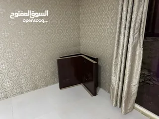  2 10 كراسي مع طاولة اجتماعات استعمال خفيف