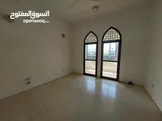  5 3 Bedrooms Villa for Rent in Shatti Al Qurum REF:844R
