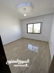  2 شقه ديلوكس موقع مميز للايجار إطلاله مستشفى راهبات الورديه