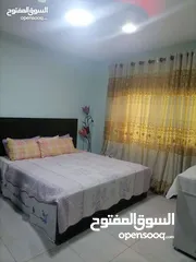  8 شقه مفرغه مدخل مستقل جبل طارق  ساحه خارجيه 170 متر  مساحه بناء 160 متر واكثر