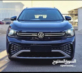  1 Volkswagen ID.6  - 2022