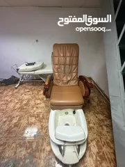  4 manicure and pedicure chair