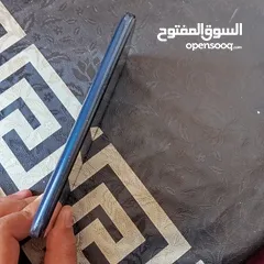  5 هاتفين شغالين بشكل ممتاز للبيع بسعر 30