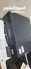  1 طابعة EPSON L8050 بحالة الوكالة طبعت 500 ورقة فقط فيها 75٪ حبر اصلي