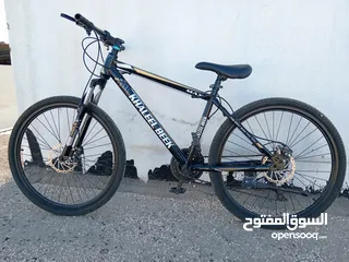  4 دراجة هوائية للبيع بحالة ممتازة استخدام قليل