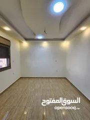  4 شقه بناء جديد طابق ثالث علي شارعيين سوبر ديلوكس