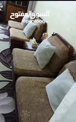  6 اثاث مستعمل طقم كنب 9 مقاعد مع بوفيه 3 قطع وطاولة تلفاز وطاولة زاوية