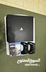  1 PS4 pro 1t +ايدتين + سيدي gta