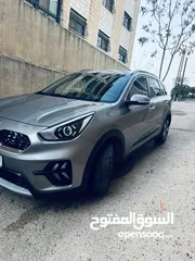  2 جيب كيا نيرو هايبرد  بنزين + كهرباء